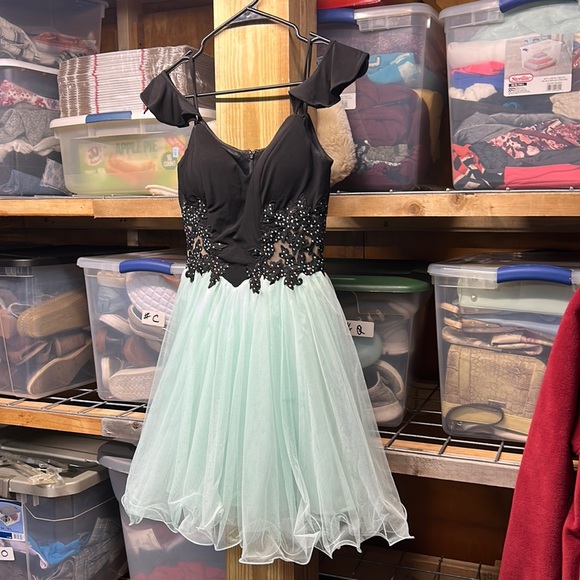 Party 👗 Blondie nites‎ teal and black with sequins size 1 - Picture 1 of 6